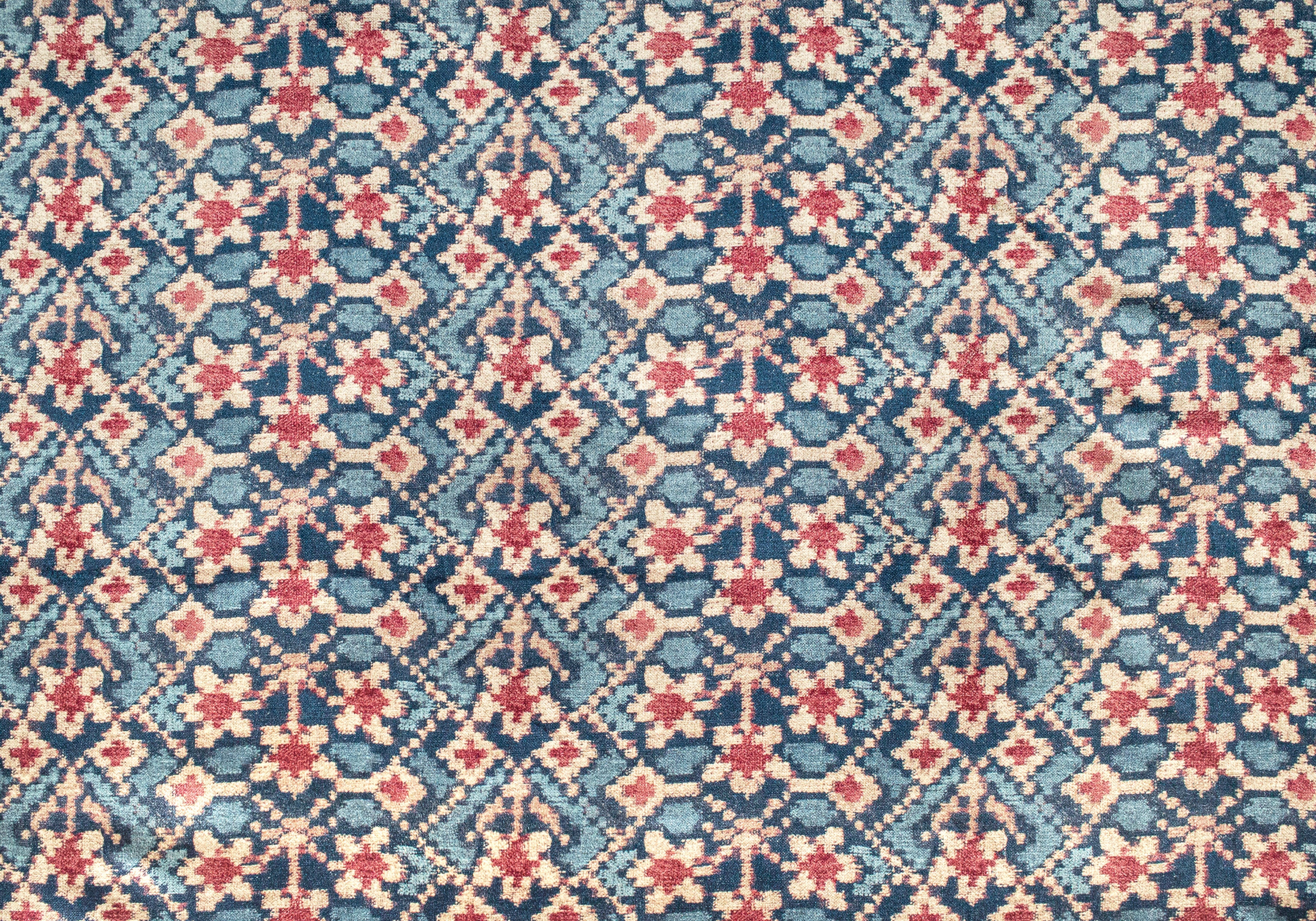 Almaty Velvet - Red/Blue